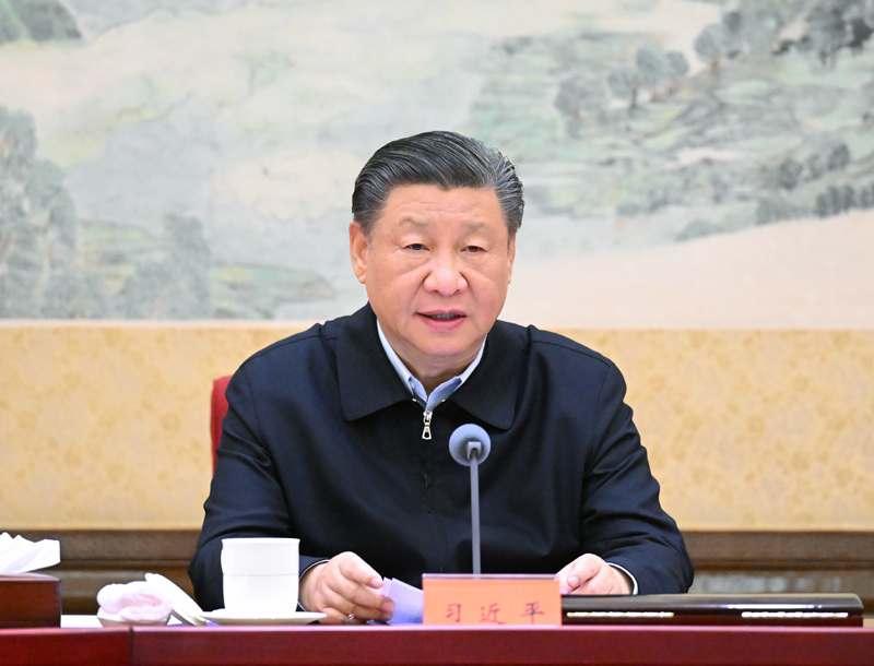 中共中央政治局召開專題民主生活會  習(xí)近平主持會議并發(fā)表重要講話
